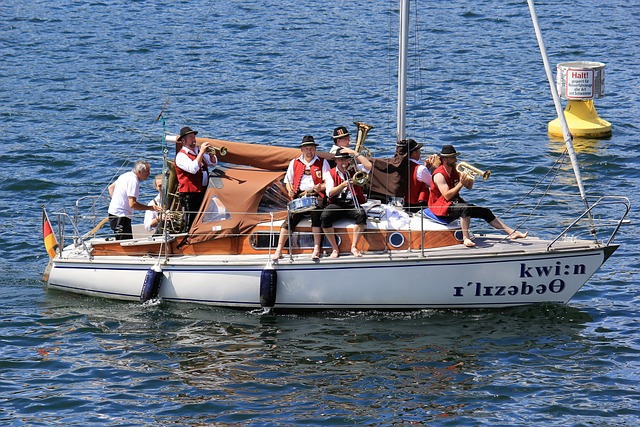 越年龄的界 越年龄的界