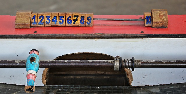 亚通过拼搏 亚通过拼搏